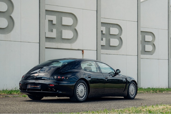 Bugatti EB112 super sedan